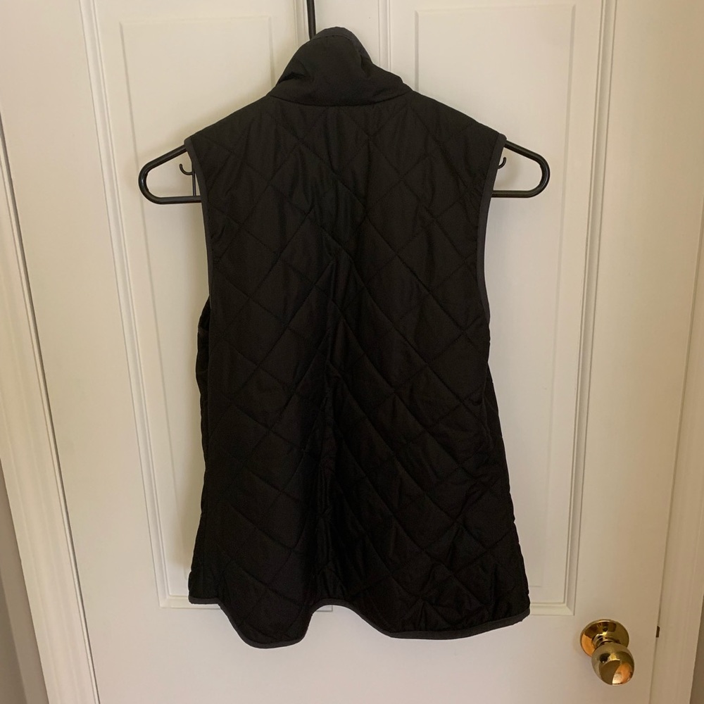 Black vest - Picture 3 of 3
